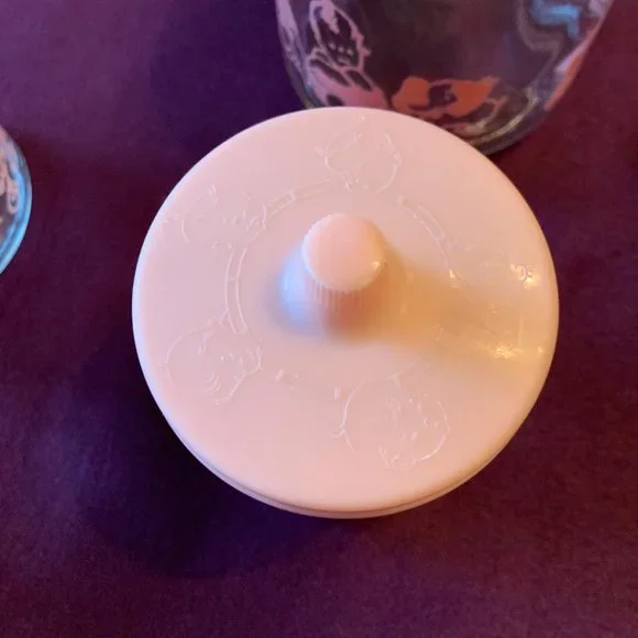 Vintage "Round The Clock With Baby" Glass Jars with Lids - Picture 7 of 8